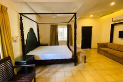 Nature's Nest Candolim