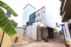 Hotel Titanium Tower