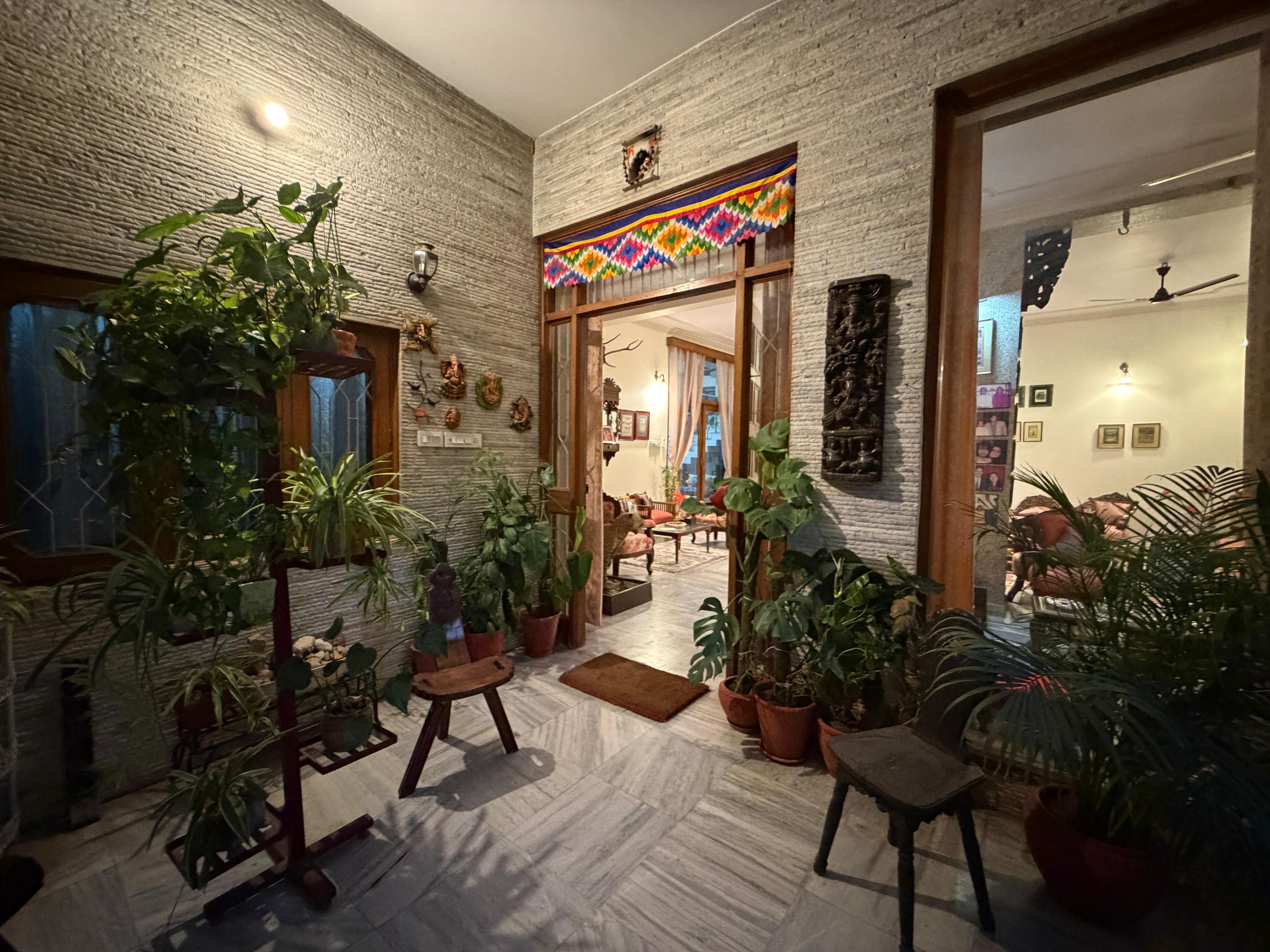 Green Cocoon Homestay Jaipur - Tap to explore photos
