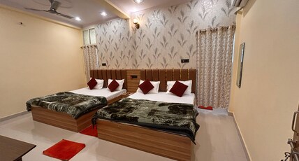 Temple Town Homes | Near Durgakund (Assi Ghat) Room Type - Deluxe Four-Bedded Family Room