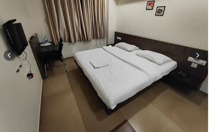 Hotel Coconut - Tap to explore photos