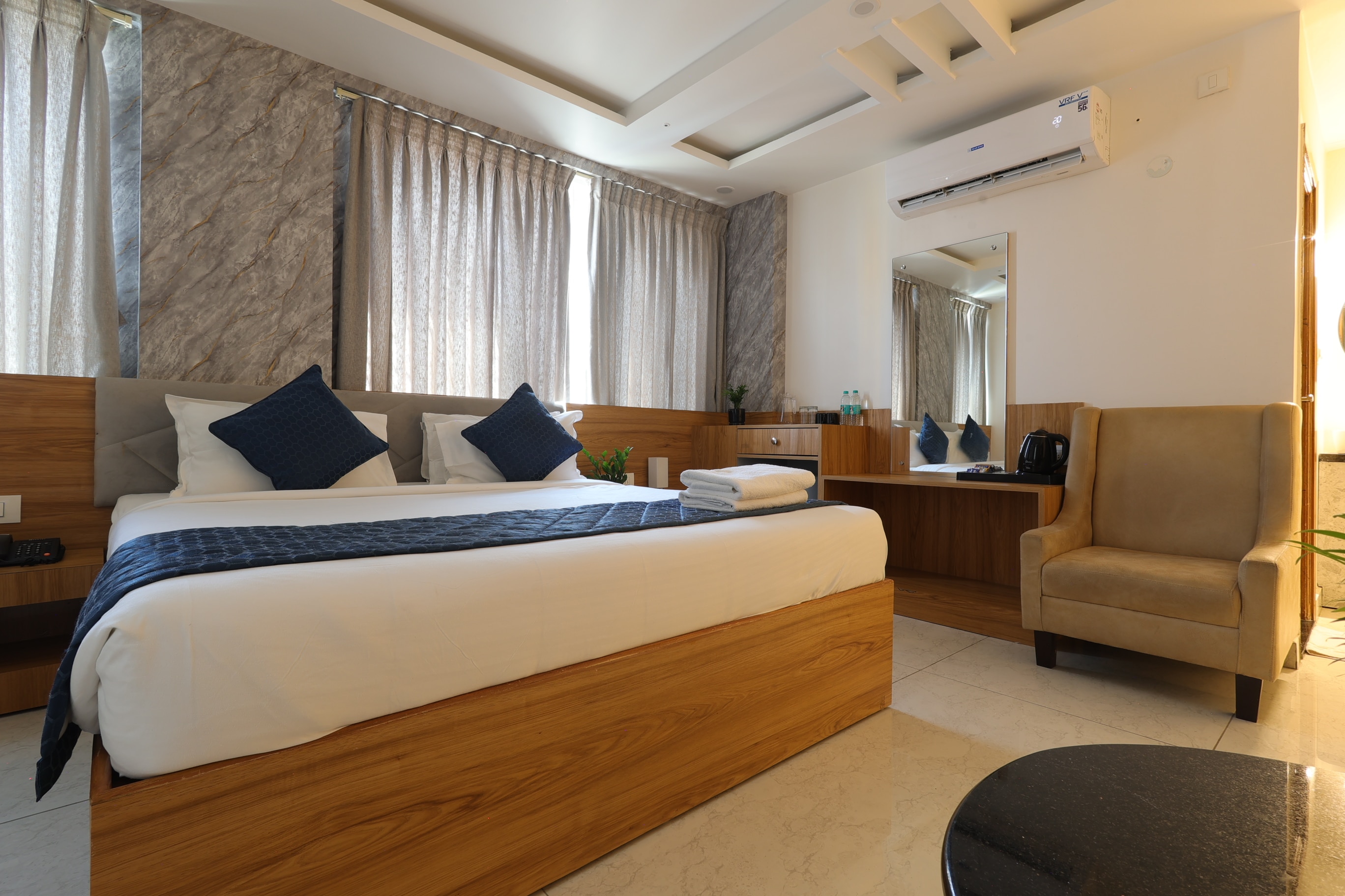 Hello Inn Brookfield Bangalore - Tap to explore photos