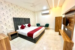 Hotel Modern Plaza