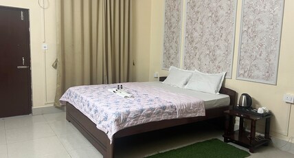 Rabde Guest House Room Type - 206