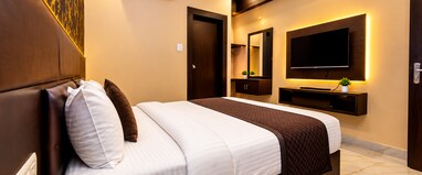 Hotel VK Inn, Near Prayagraj Junction