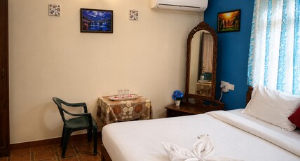 Flobestian's Beach Villa Room Type - Deluxe Room with sea view balcony