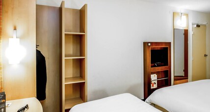 ibis Montauban Room Type - Standard Room with two single beds