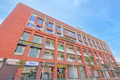 Hotel M H Grand