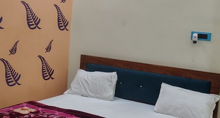 Varsha lawn & guest house Room Type - Bedroom 1