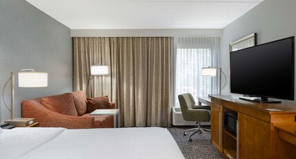 Hampton Inn Tallahassee-Central Room Type - 1 KNG HEARING ACC NOSMOK