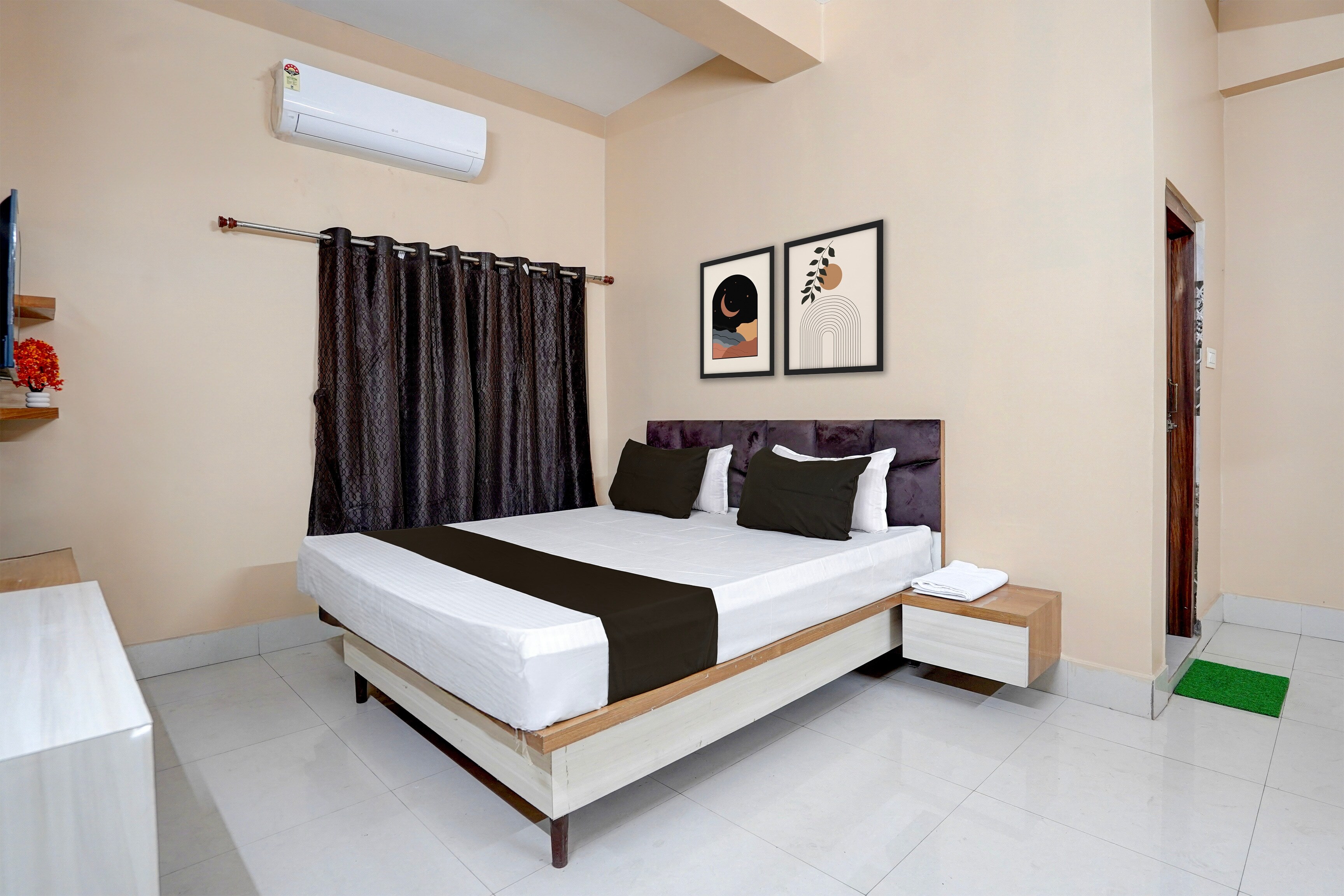 Hotel O Bachan Da Dhaba - Tap to explore photos