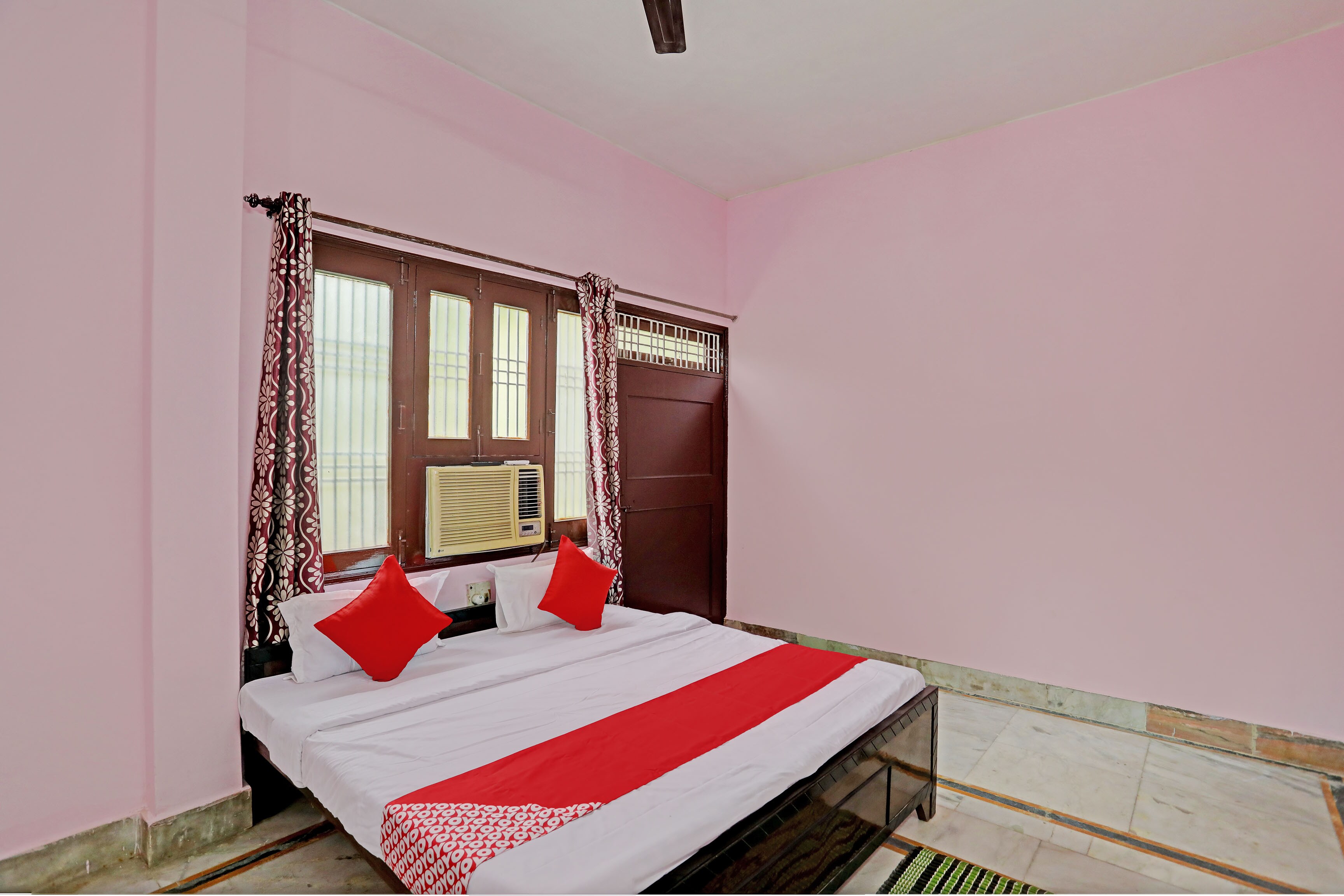 Hotel O Shivaay Guest House - Tap to explore photos