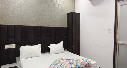 Brij Maya Dham Inn Room Type - Standard Double Room AC