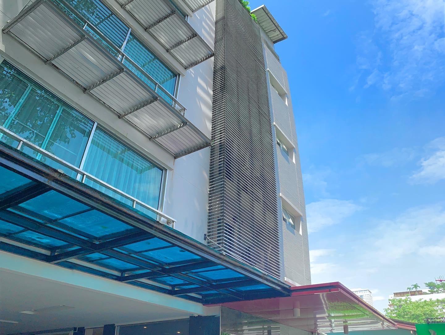 Vivi Avenue Thonglor - Tap to explore photos