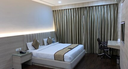 Hotel Radiance Room Type - Super Deluxe Room