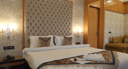 Hotel Jannat Celebration Room Type - ROYAL SUITE
