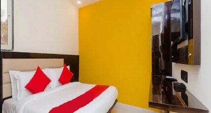 Hotel Spring Hills  Near NESCO Exhibition Centre Room Type - Deluxe Room