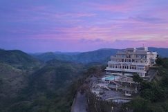 Fateh Safari Suites by Fateh Collection