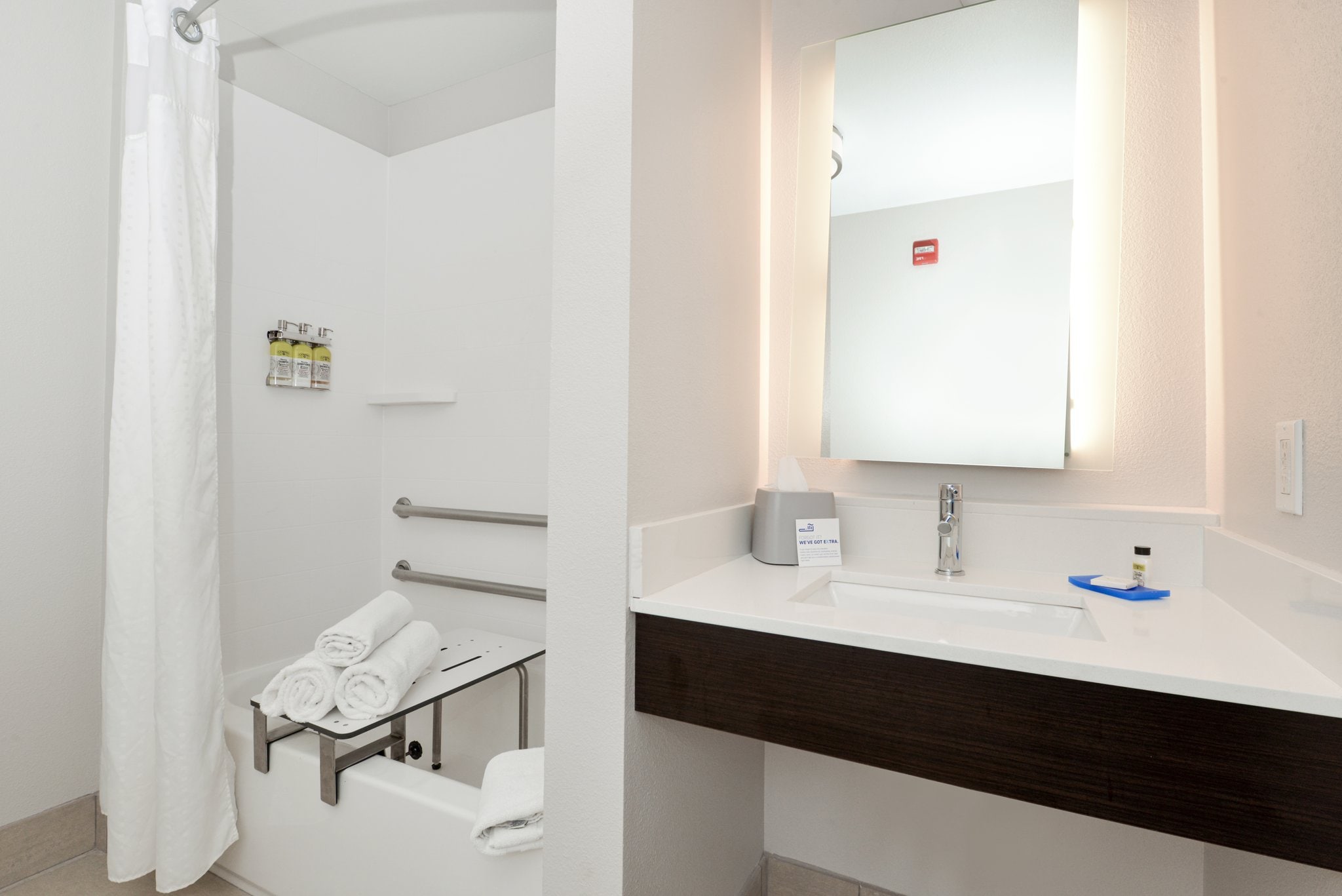 Holiday Inn Express & Suites Pueblo - Tap to explore photos