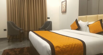 Hotel Aksh Inn Room Type - Superior Deluxe Room