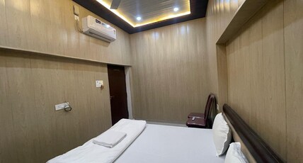 Dev Villa Guest House Room Type - Bedroom 102