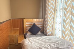 Jolly HomeStay Kaza
