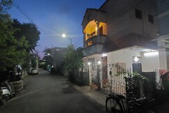 Iris Comfort Inn, Blossom