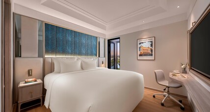 La Siesta Premium Lakeside Room Type - No Window Superior Room