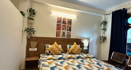 Getaway Stays-Mcleodganj-Dharamkot Room Type - Super Deluxe with Private Kitchen