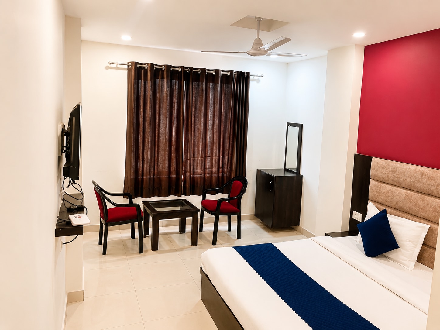 Shree Ji Residency - Tap to explore photos