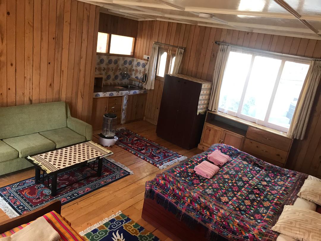 Damchoe's Homestay - Tap to explore photos