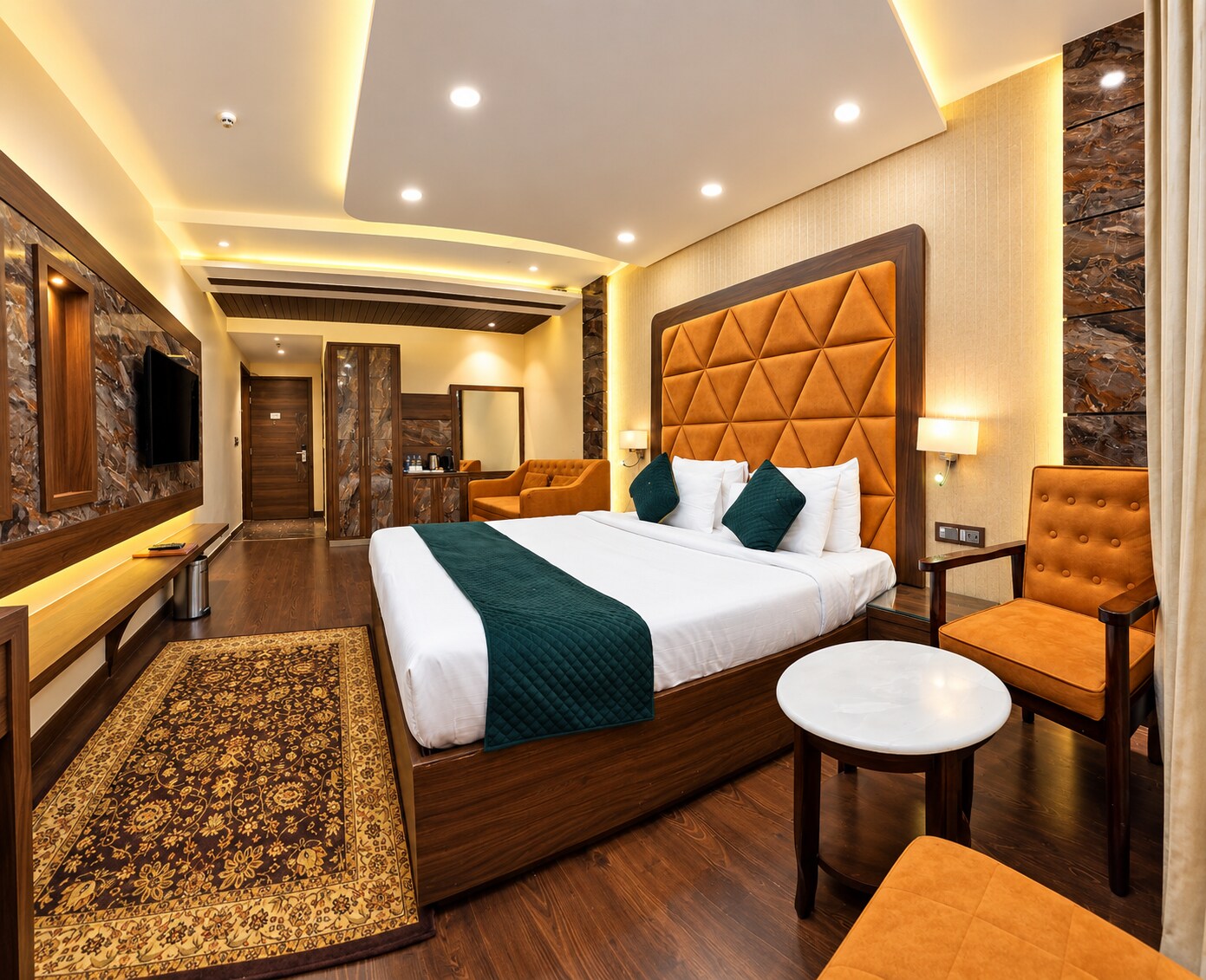Hotel Makhan Residency - Tap to explore photos