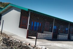 Himalayan Stay Lodges