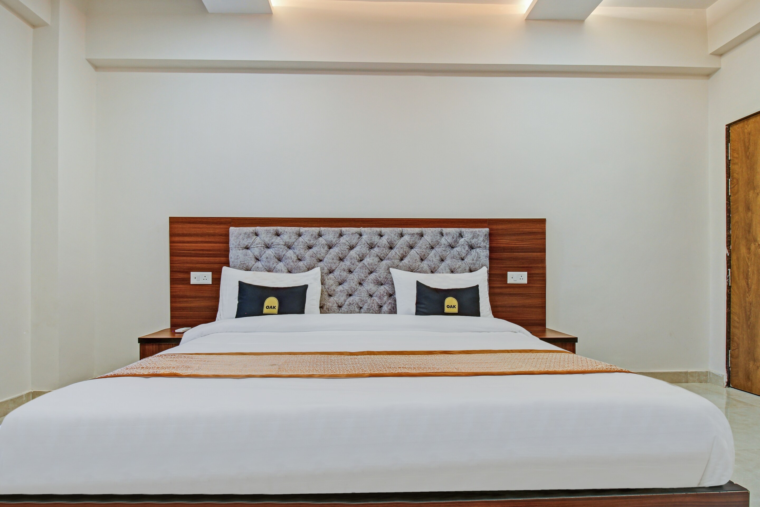 Falgship OYO Hotel Formerly Shivanya - Tap to explore photos