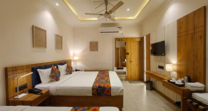 HOTEL AMBIKA DX Room Type - FAMILY SUITE ROOM