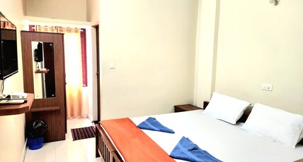 Arackal Inn Room Type - Double Non AC