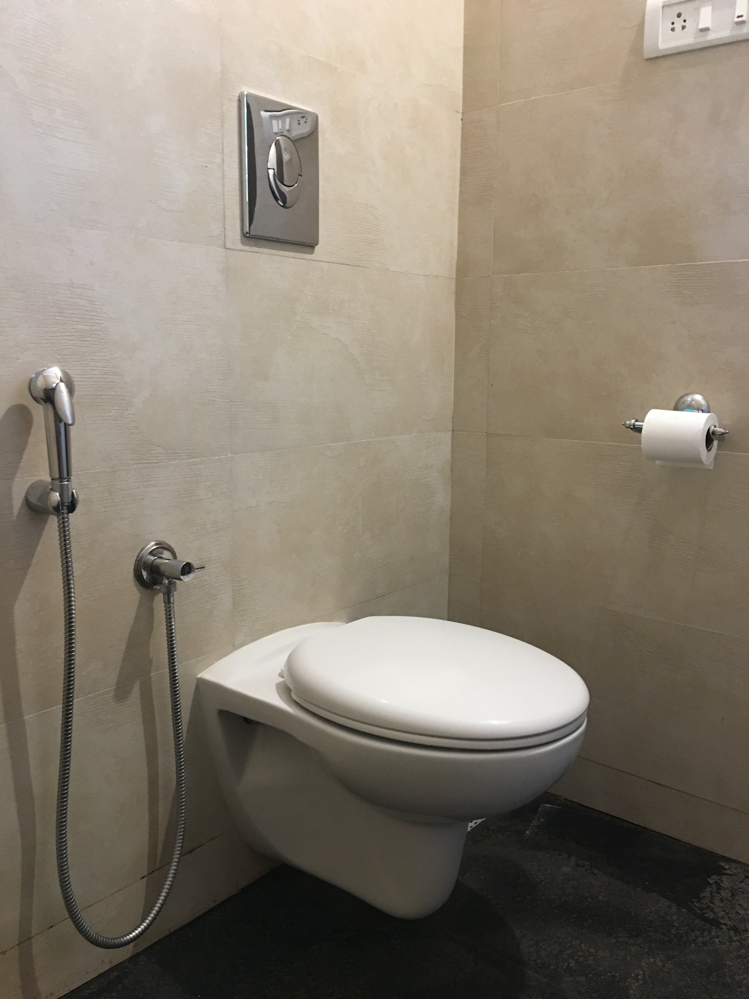 Crystal Goa | Rooms & Free Wi-Fi - Tap to explore photos