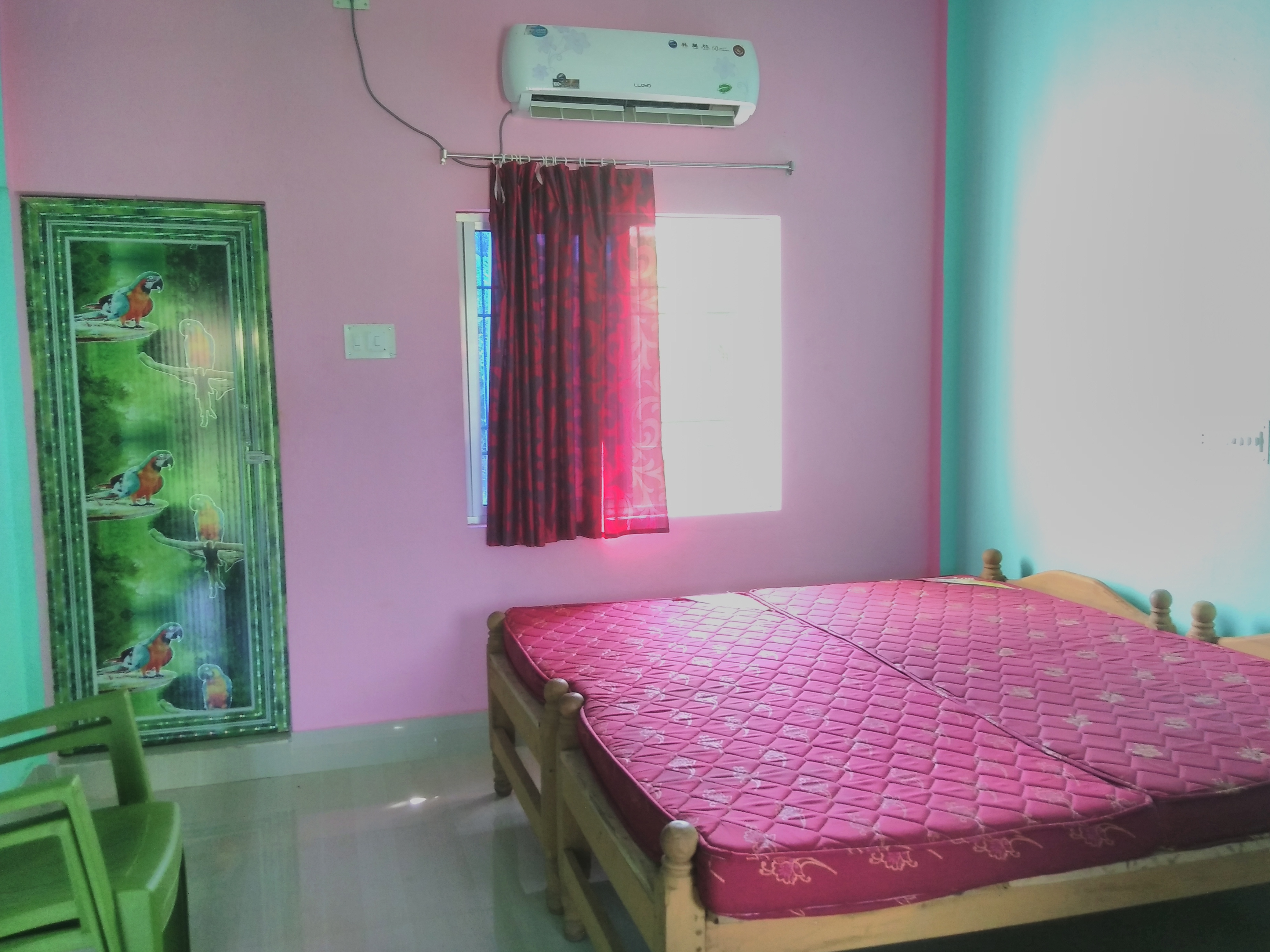 Hill View Resort - Tap to explore photos