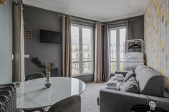 Chic 2P Studio by Canal Saint-Martin Stylish & Central