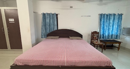 Kamala Guest House Room Type - Luxury Room with City View And Air Conditioning Kamala Guest House Room Type - Luxury Room with City View And Air Conditioning