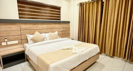STAY BRIDGE RESIDENCY Room Type - DELUXE ROOM