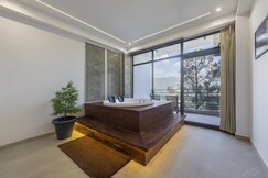 Kasauli Skyline I 2 BHK With Jacuzzi