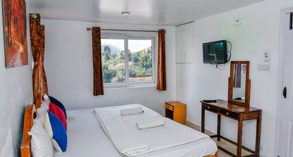 The Forest View Cottages | Rooms & Wi-Fi Room Type - Family Room
