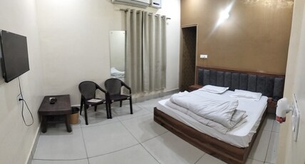 Hotel Orbit Room Type - Deluxe Room