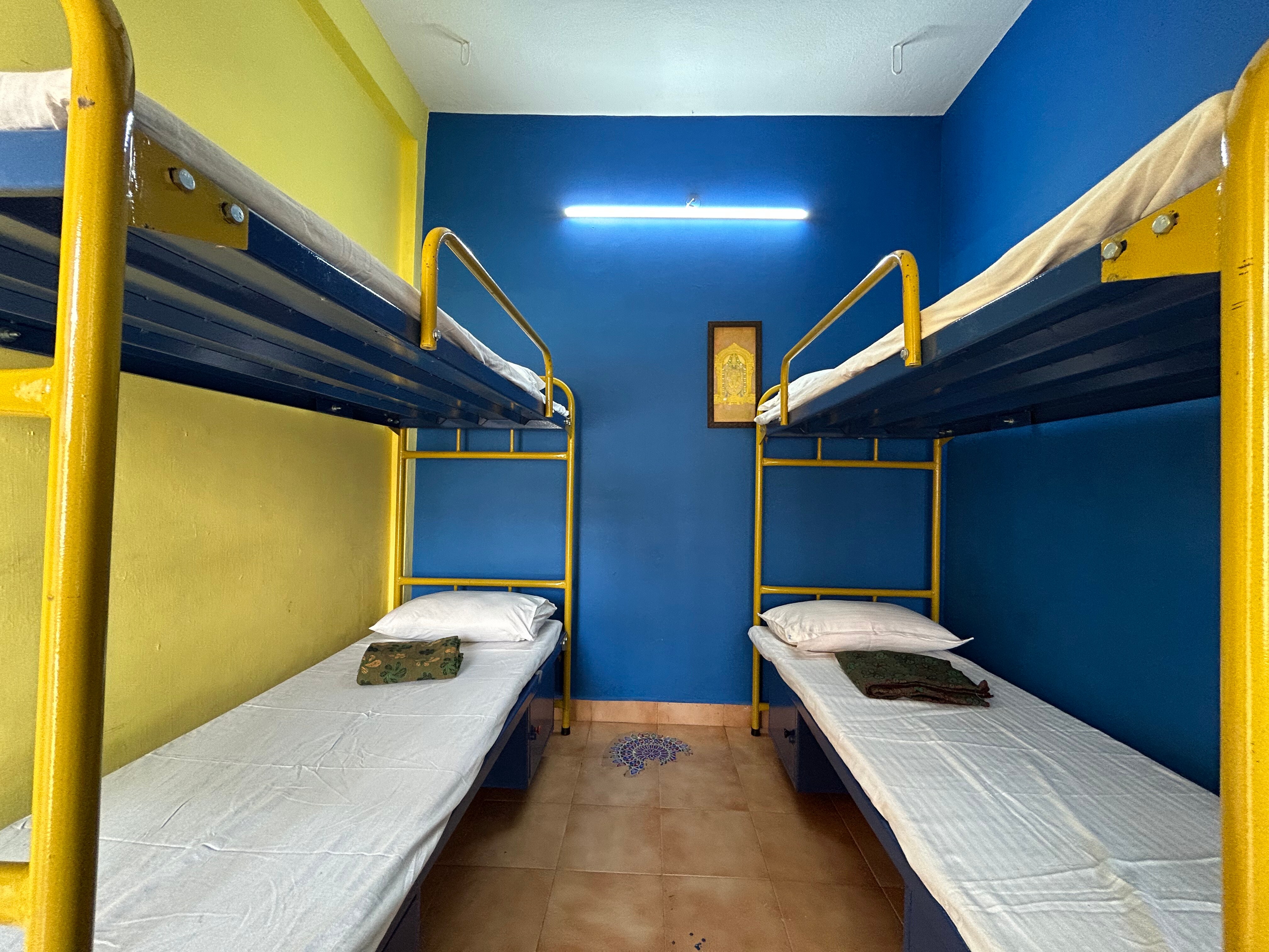 The Kaya Backpackers Rooms Srirangam - Tap to explore photos