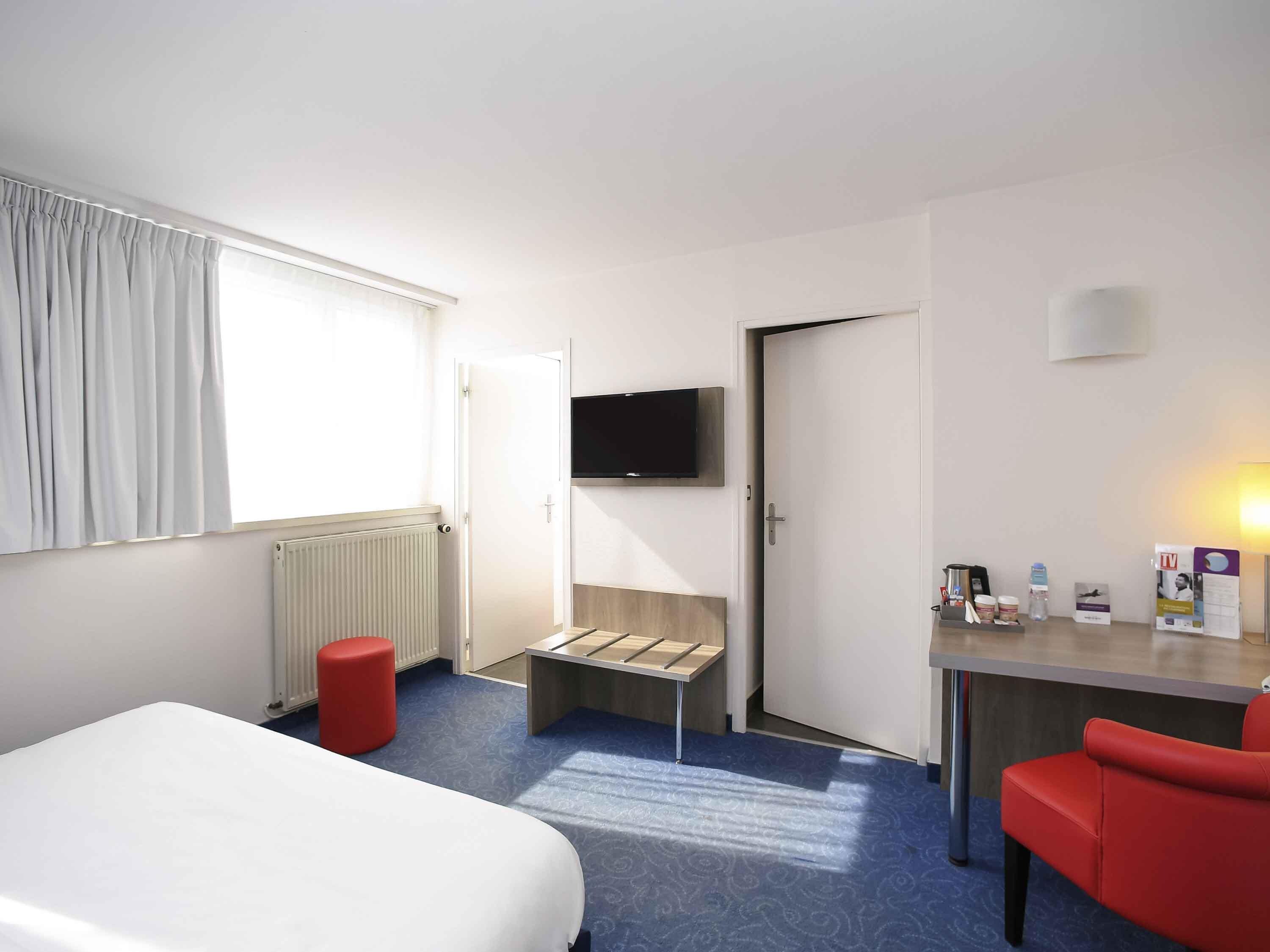 Mercure Saint Lo Centre - Tap to explore photos
