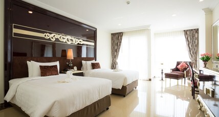 LK Celestite Room Type - Superior Twin/Double Bed
