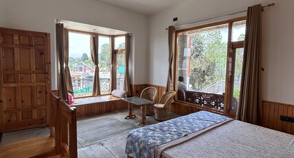 Pine Grey Castle Room Type - Ground Floor- Room 1