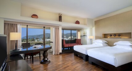 Pullman Phuket Karon Beach Resort Room Type - Junior Twin Suite Garden View