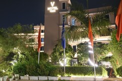 V Hotel TSSG near Delhi IGI Airport
